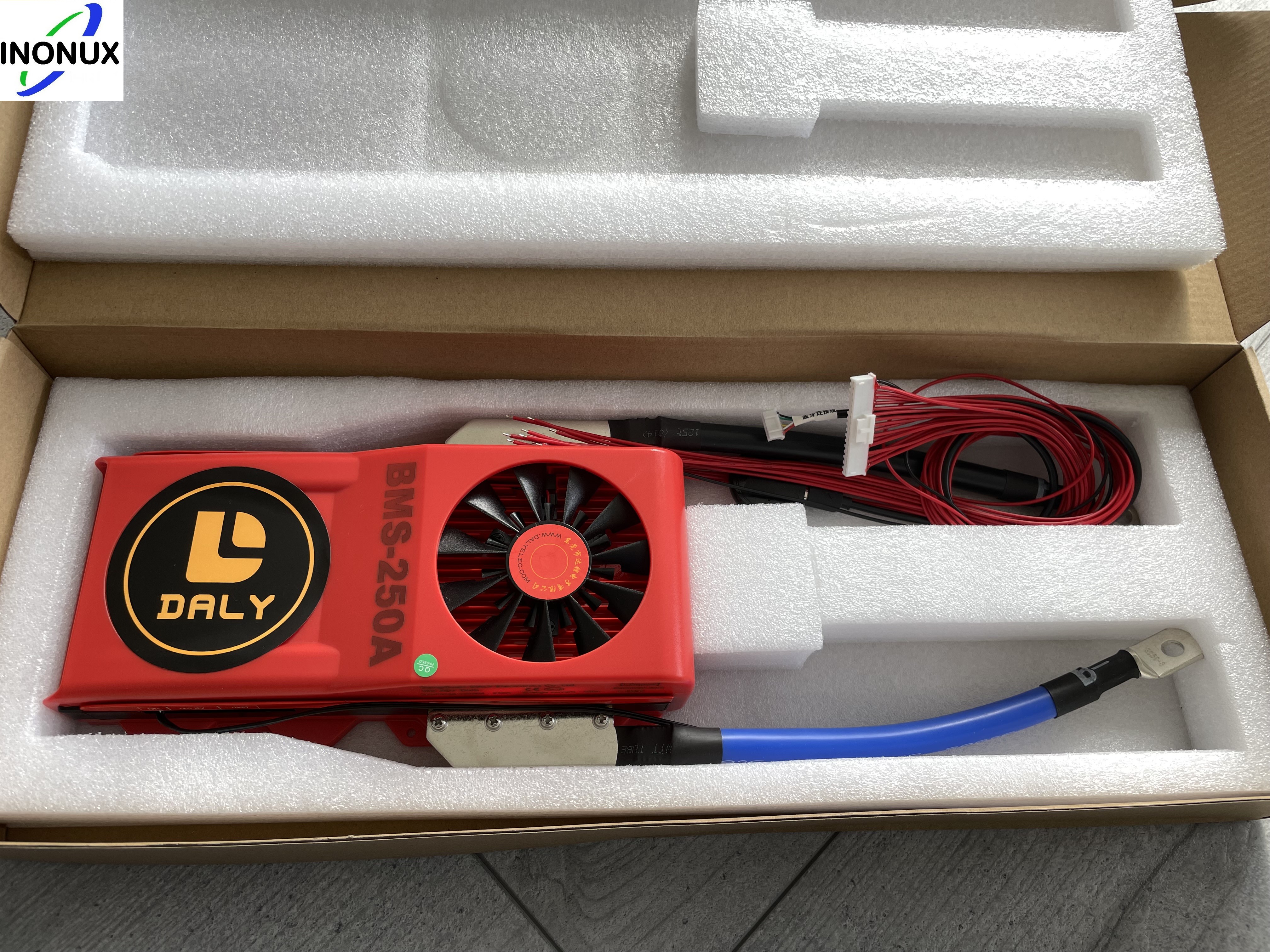 Daly Smart BMS 48V 16S 250A LiFePO4 mit Bluetooth mit Lüfter